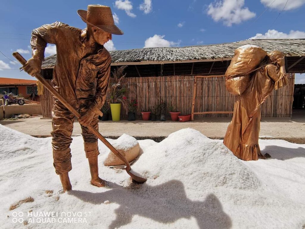 PHOTO-2023-10-20-19-26-31 2